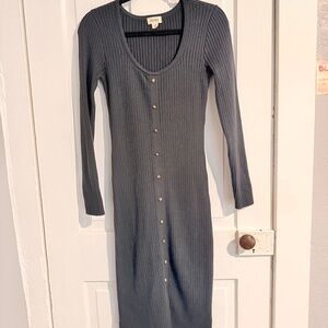 Women’s sweaterdress